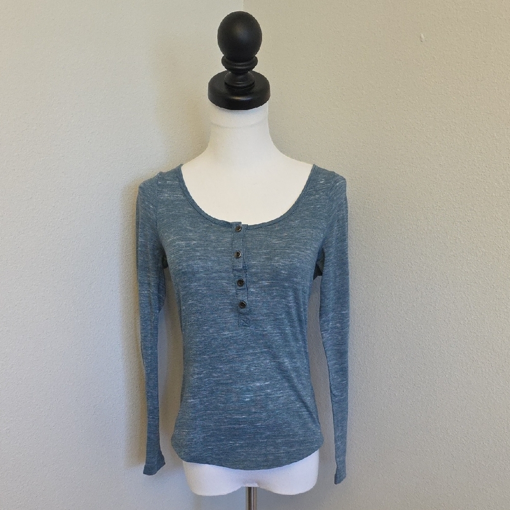 Nollie Blue Fitted Long Sleeve Blouse